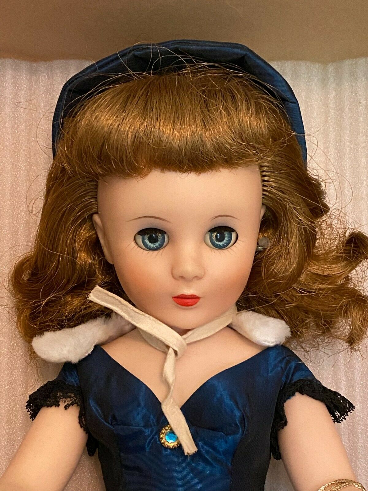 Sweet Sue Sophisticate American Character Doll In Box - Excellent Condition