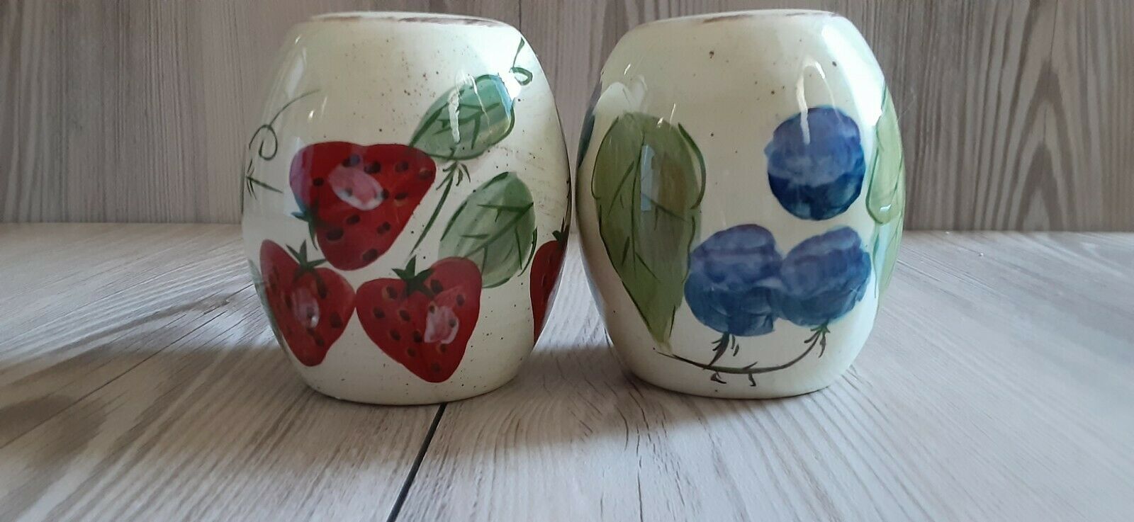 Vintage Cambridge Pottery Salt And Pepper Shakers Wild Berries Hand Painted