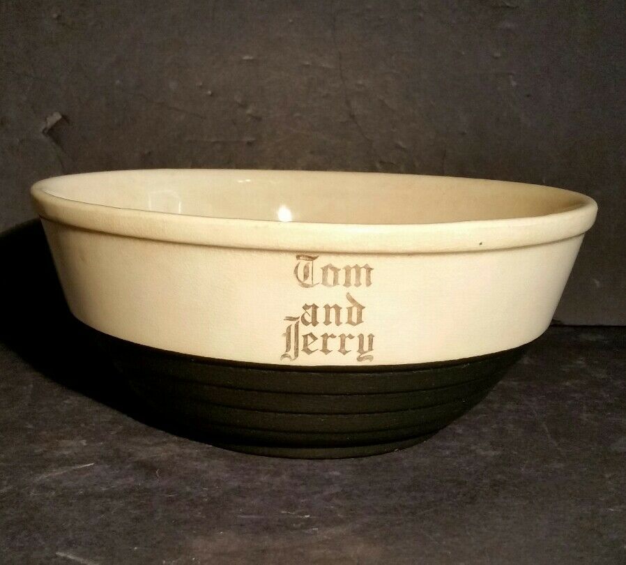 Vtg Universal Pottery Tom And Jerry Bowl Two Tone Made In Usa